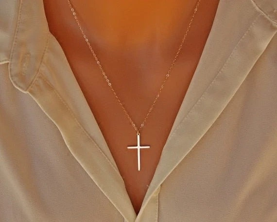 Stylish Cross Pendant Necklace in Gold and Silver